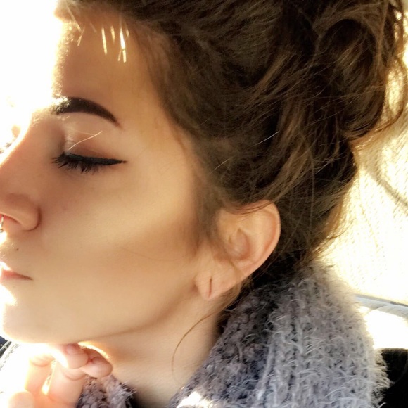 Meet the Posher - Picture 2 of 5